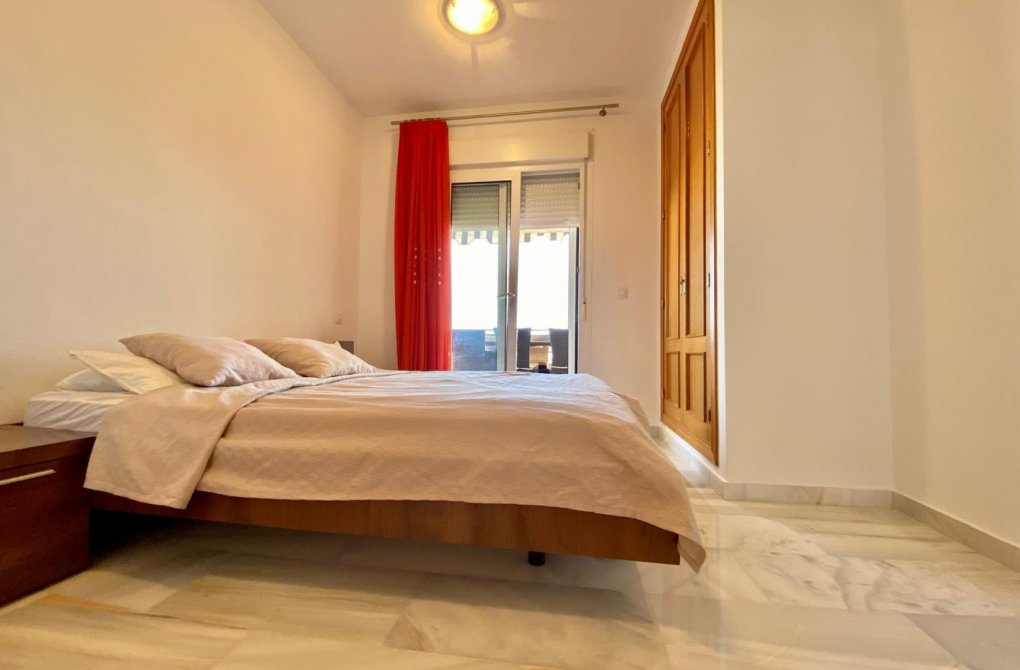 Resale - Apartment - Mutxamel - Club De Golf Bonalba