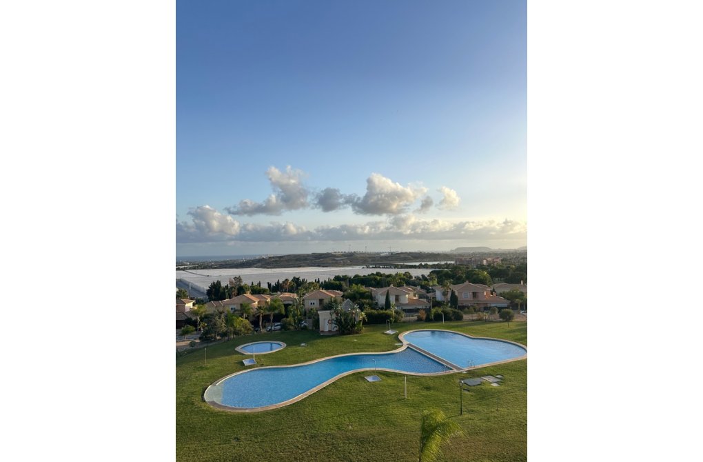 Resale - Apartment - Mutxamel - Club De Golf Bonalba