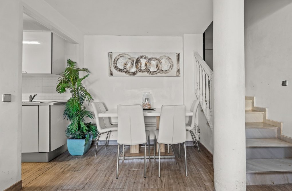 Resale - Villa - Orihuela Costa - Playa Flamenca