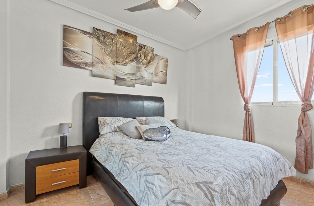 Resale - Villa - Orihuela Costa - Playa Flamenca