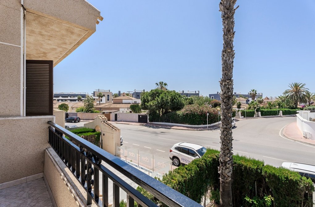 Resale - Townhouse - Orihuela Costa - Playa Flamenca