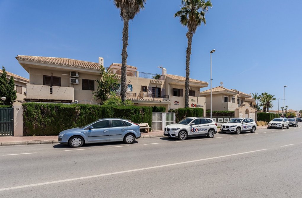 Resale - Townhouse - Orihuela Costa - Playa Flamenca