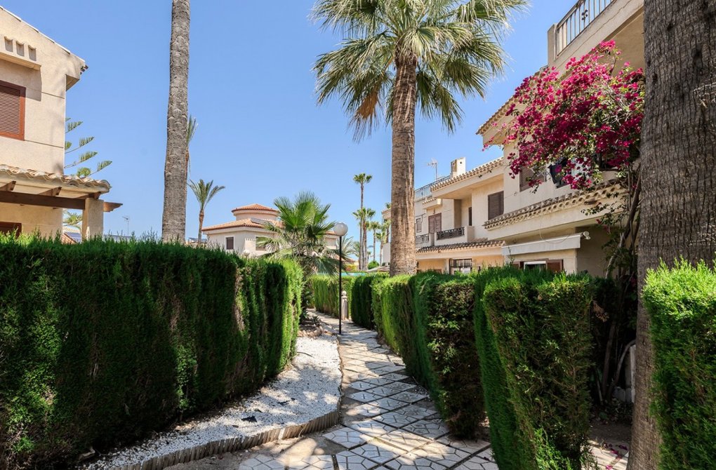 Resale - Townhouse - Orihuela Costa - Playa Flamenca
