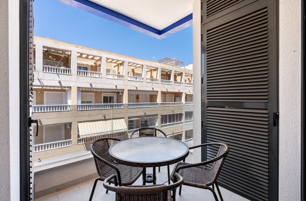 Resale - Apartment - Torrevieja - Playa del Cura