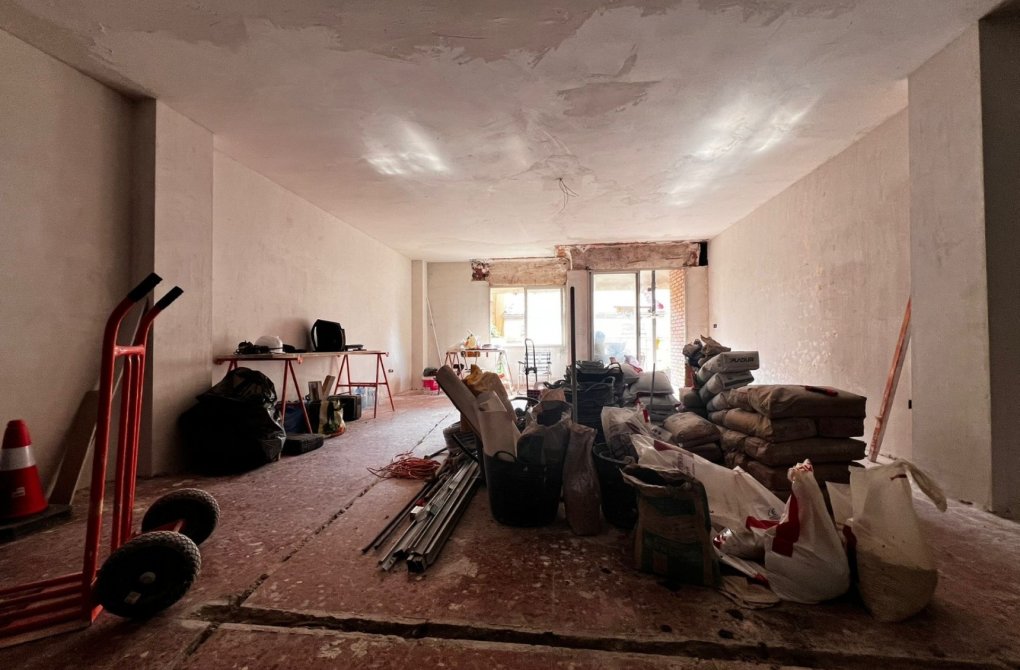 Resale - Apartment - Alicante - Benalua