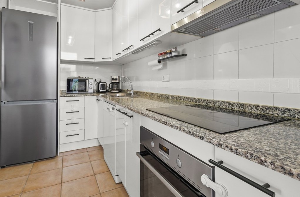 Resale - Villa / Semi-detached - Torre de la Horadada - Pueblo Latino