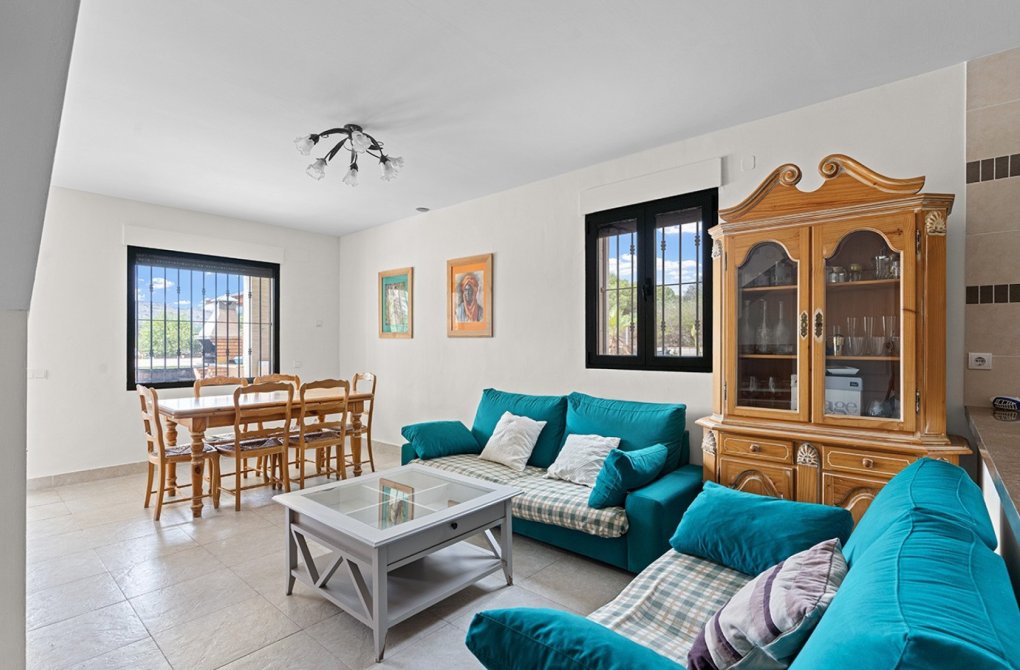 Resale - Villa - Alicante - Rebolledo