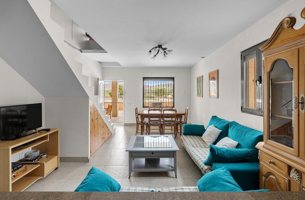 Resale - Villa - Alicante - Rebolledo