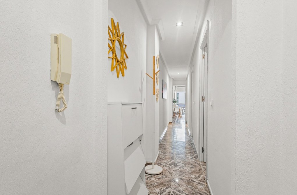 Resale - Apartment - Torrevieja - Playa del Cura