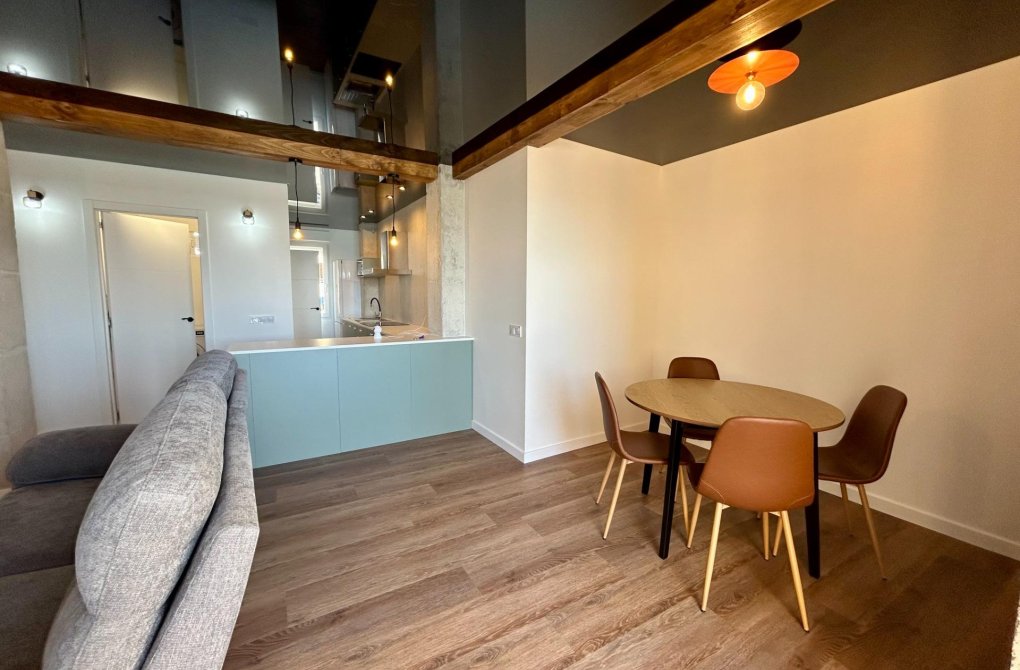 Resale - Apartment - Torrevieja - Acequion