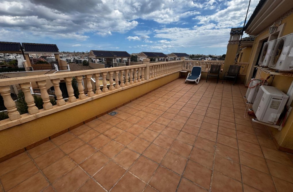 Resale - Villa - Orihuela Costa - PAU 8