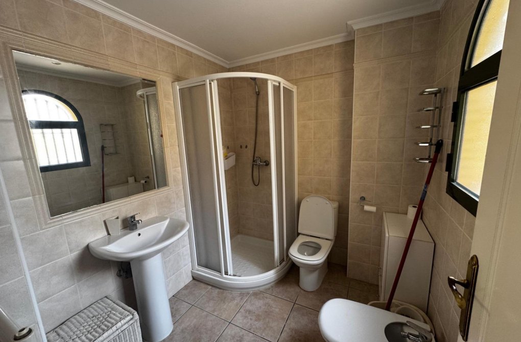 Resale - Villa - Orihuela Costa - PAU 8