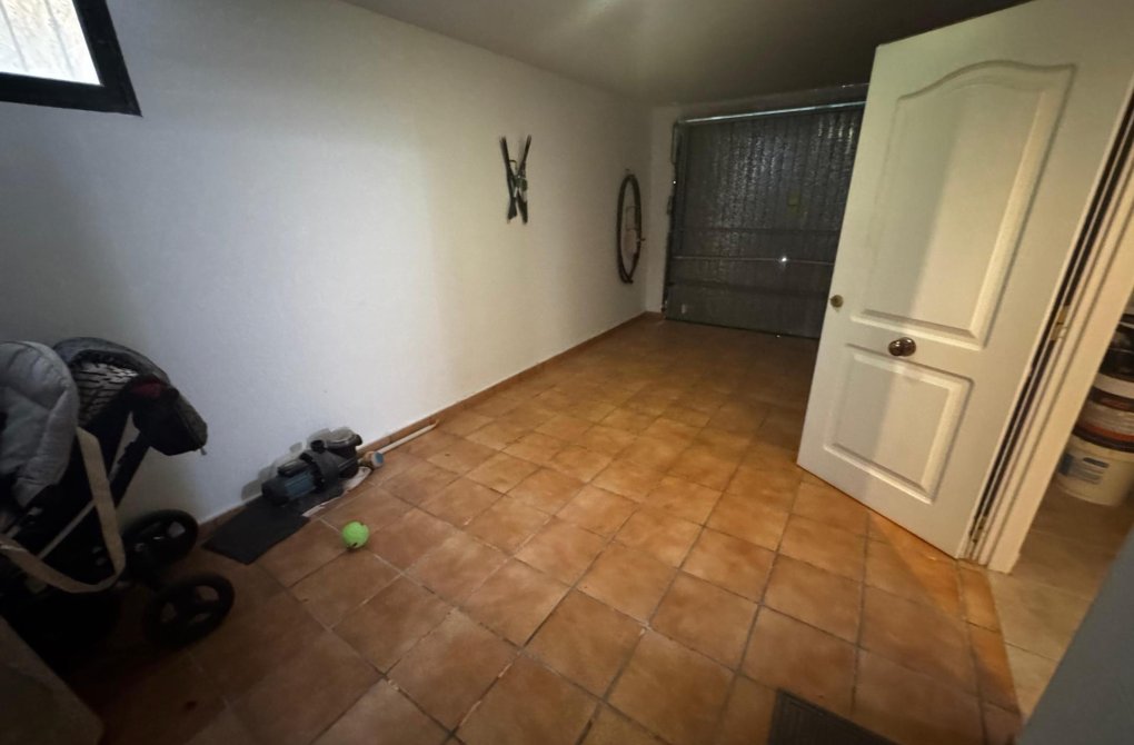 Resale - Villa - Orihuela Costa - PAU 8