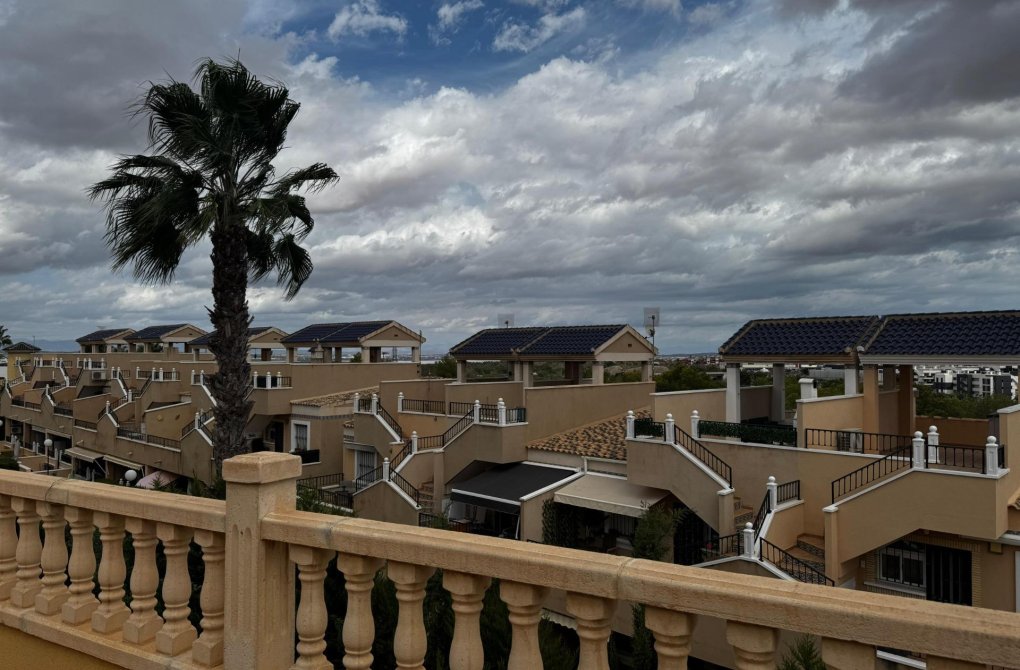 Resale - Villa - Orihuela Costa - PAU 8