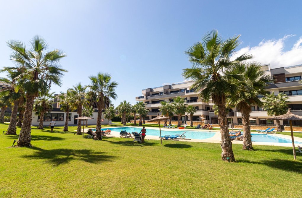 Resale - Apartment - Orihuela Costa - Los Almendros-La Florida