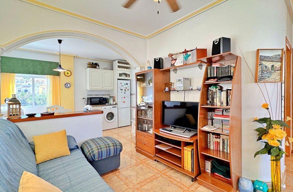 Resale - Bungalow - Orihuela Costa - La Zenia
