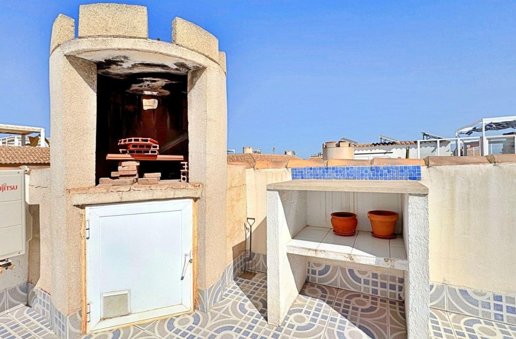 Resale - Bungalow - Orihuela Costa - La Zenia