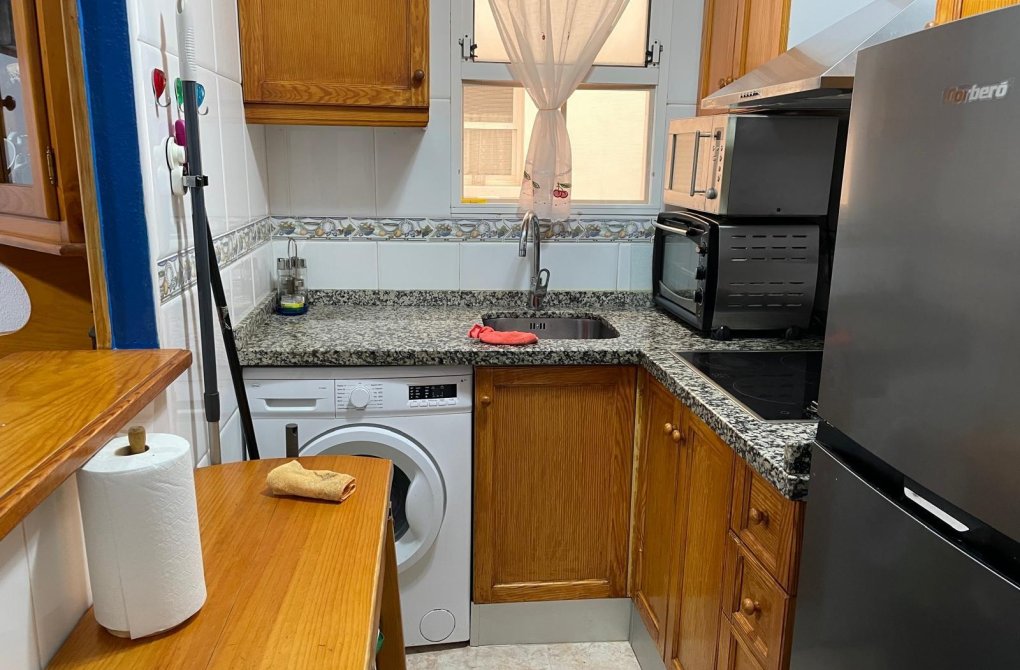 Resale - Apartment - Torrevieja - Parque de las Naciones