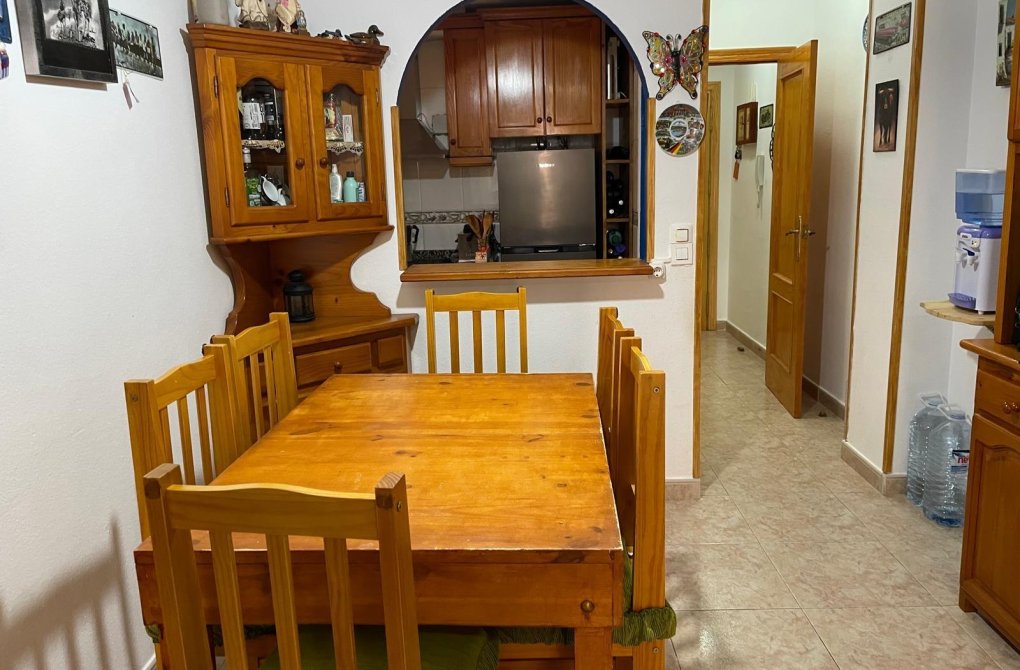 Resale - Apartment - Torrevieja - Parque de las Naciones