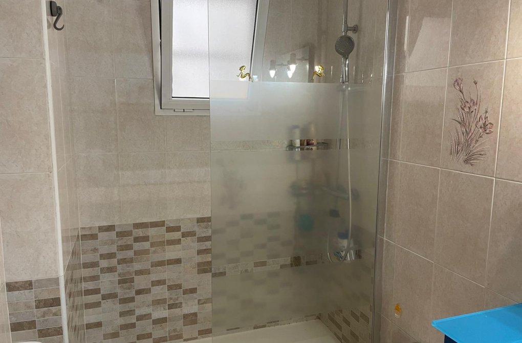 Resale - Apartment - Torrevieja - Parque de las Naciones