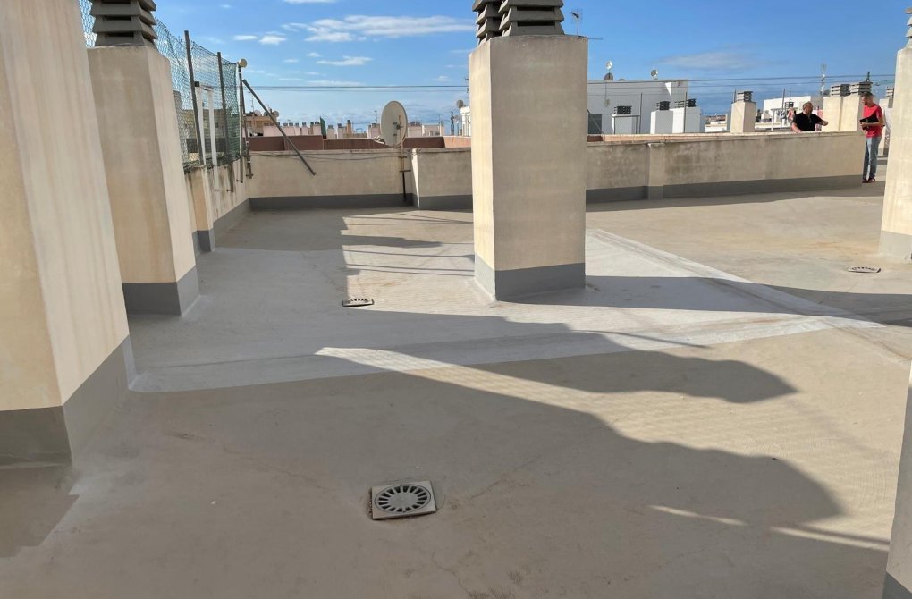 Resale - Apartment - Torrevieja - Parque de las Naciones