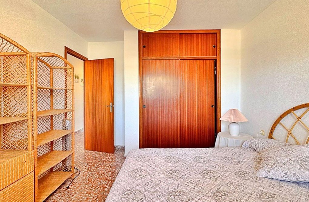 Resale - Apartment - Torrevieja - Punta prima