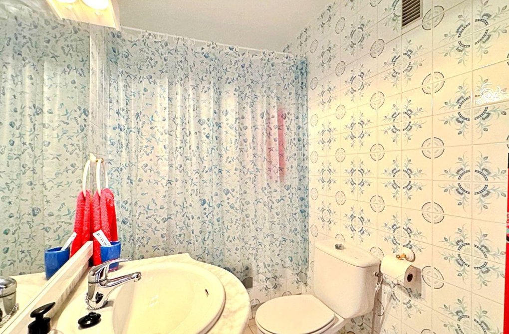 Resale - Apartment - Torrevieja - Punta prima