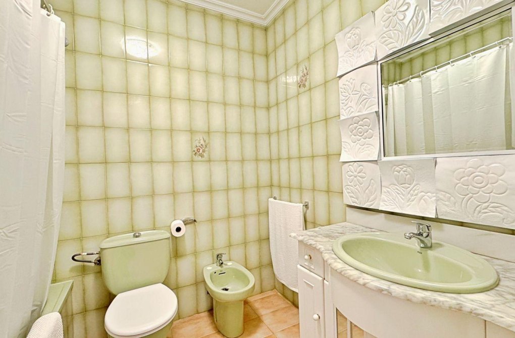 Rynek wtórny - Bungalow - Torrevieja - Punta prima