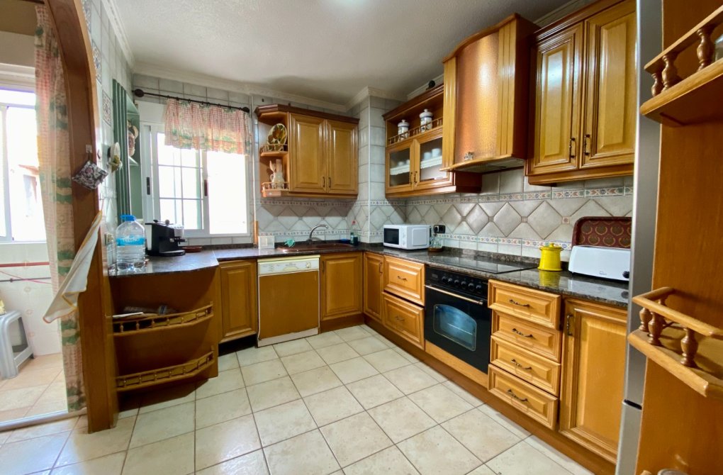 Resale - Apartment - Torrevieja - Playa del Cura