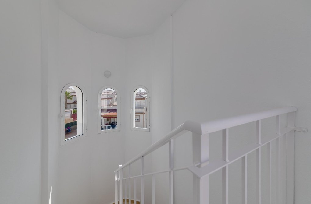 New build - Villa - San Fulgencio - El Oasis