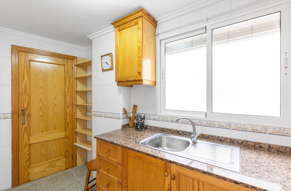 Resale - Apartment - Torrevieja - Centro