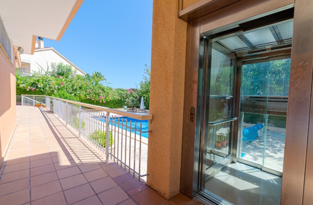 Reventa - Chalet - Campoamor