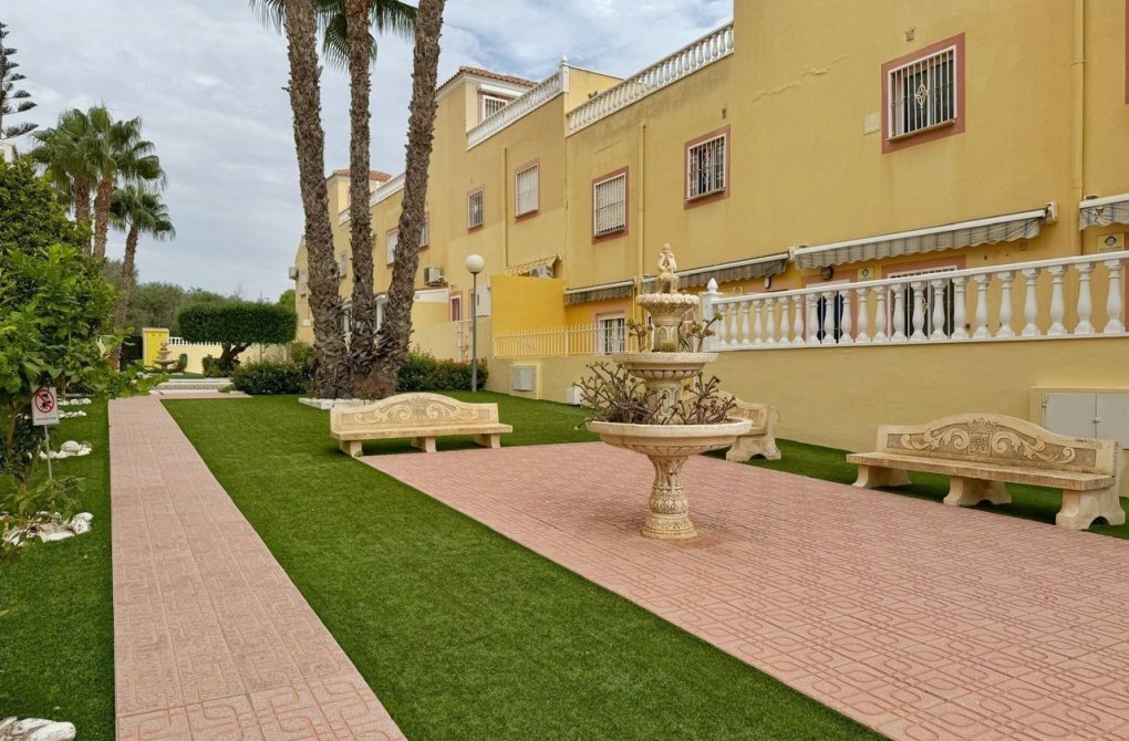 Resale - Bungalow - Orihuela Costa - Las Filipinas