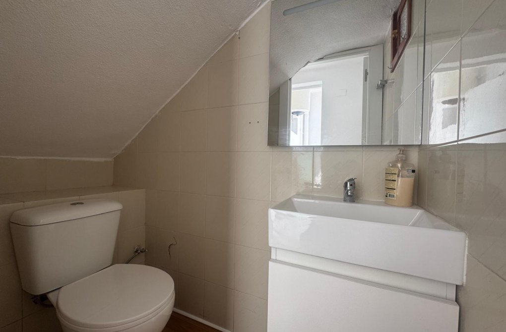 Resale - Terraced house - Torrevieja - Los Frutales