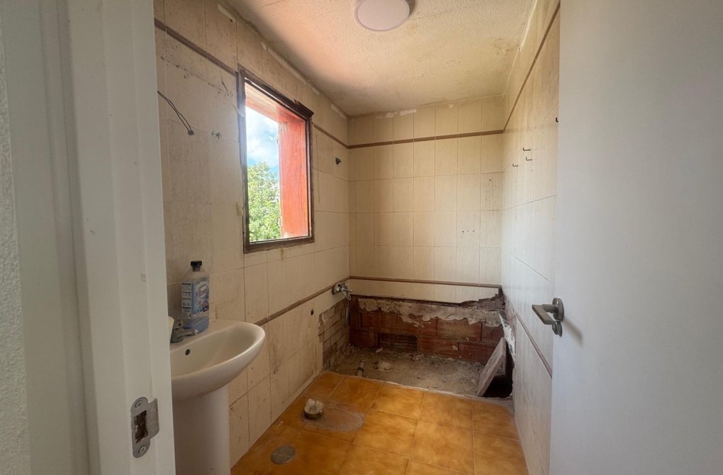 Resale - Terraced house - Torrevieja - Los Frutales