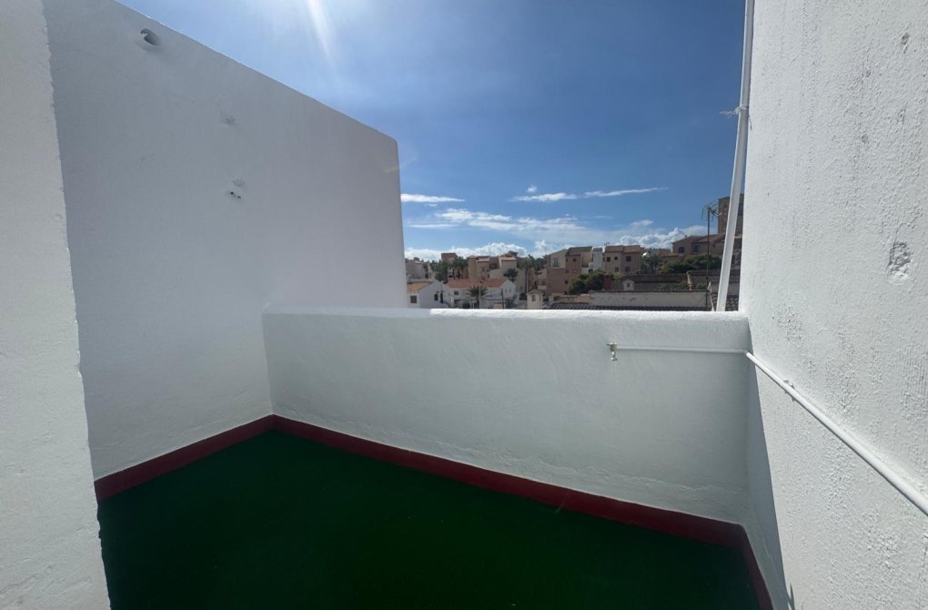 Resale - Terraced house - Torrevieja - Los Frutales
