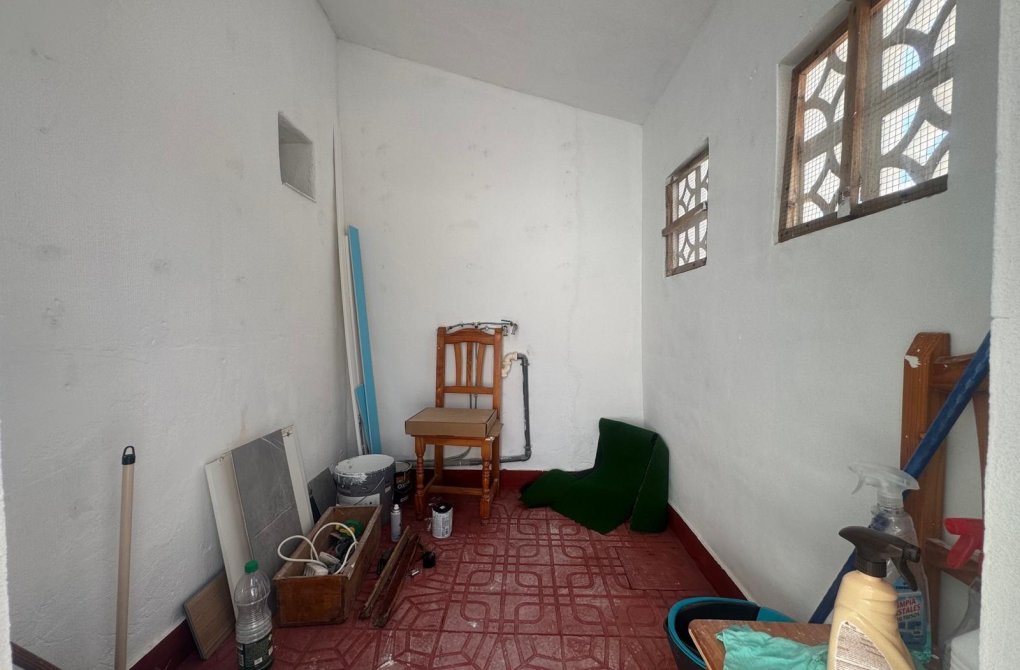 Resale - Terraced house - Torrevieja - Los Frutales