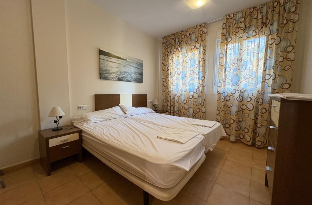 Resale - Apartment - Águilas - Collados