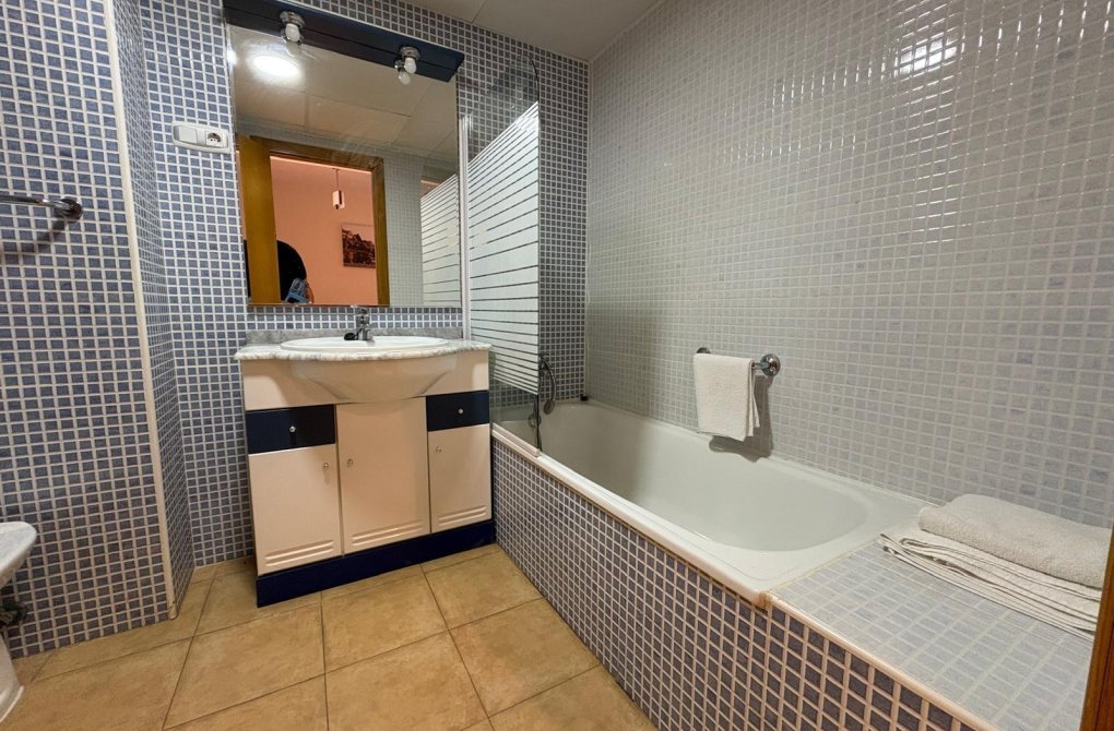 Resale - Apartment - Águilas - Collados