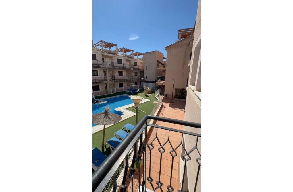 Resale - Apartment - Águilas - Collados