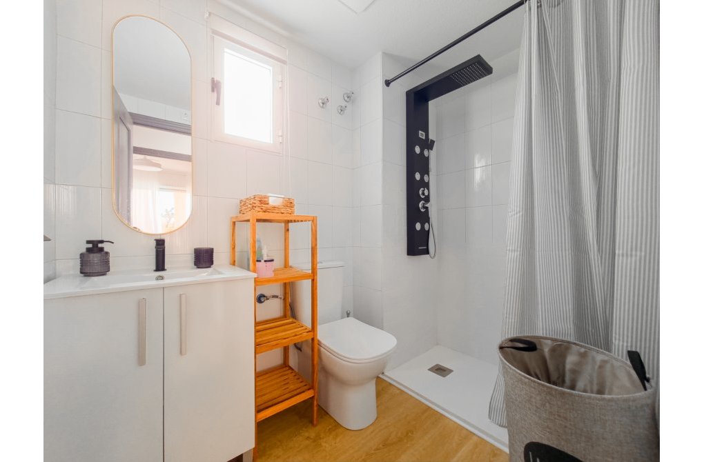 Resale - Apartment - Top Floor Apartment - Torrevieja - Habaneras