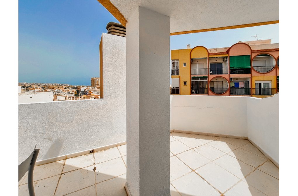 Resale - Apartment - Top Floor Apartment - Torrevieja - Habaneras