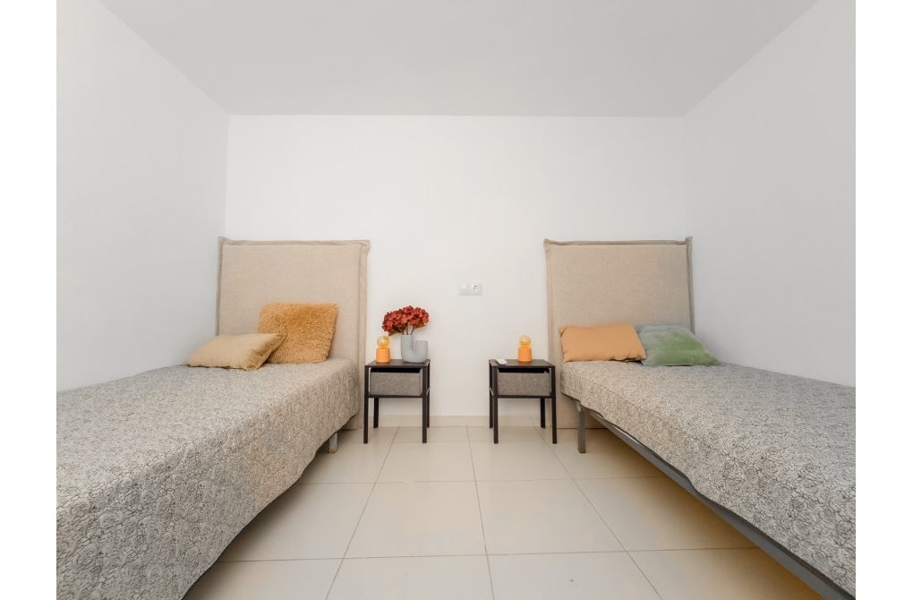 Resale - Apartment - Top Floor Apartment - Torrevieja - Habaneras