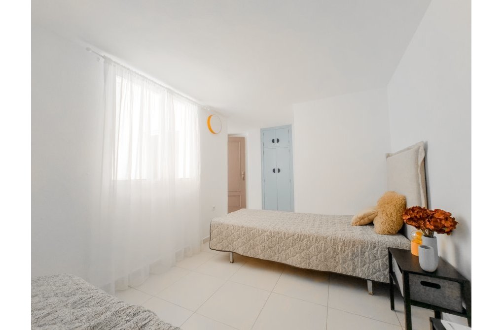 Resale - Apartment - Top Floor Apartment - Torrevieja - Habaneras