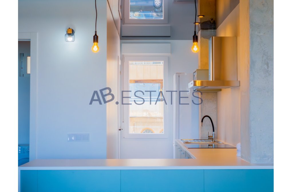 Resale - Apartment - Torrevieja - Acequion