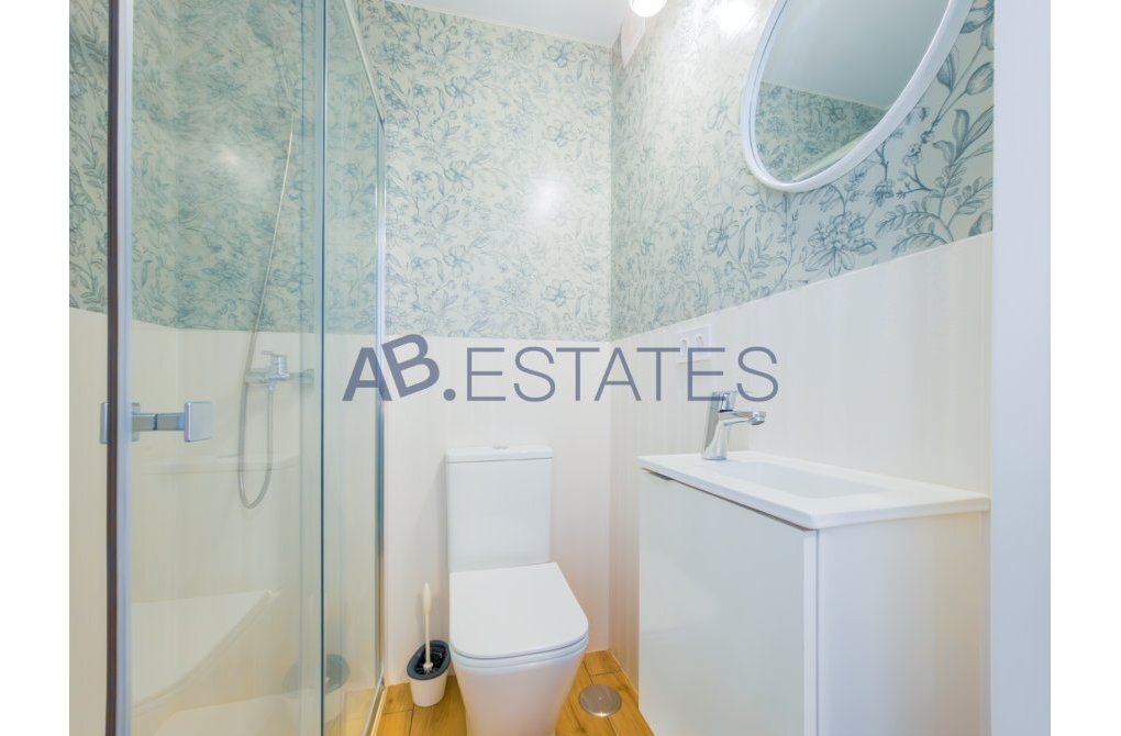 Resale - Apartment - Torrevieja - Acequion