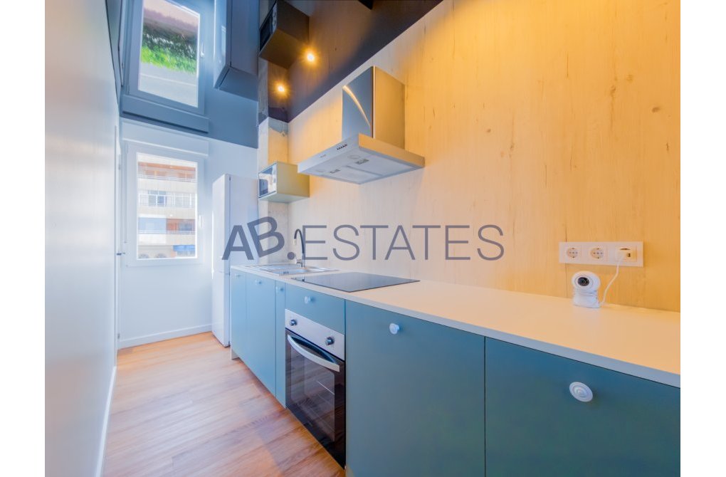 Resale - Apartment - Torrevieja - Acequion