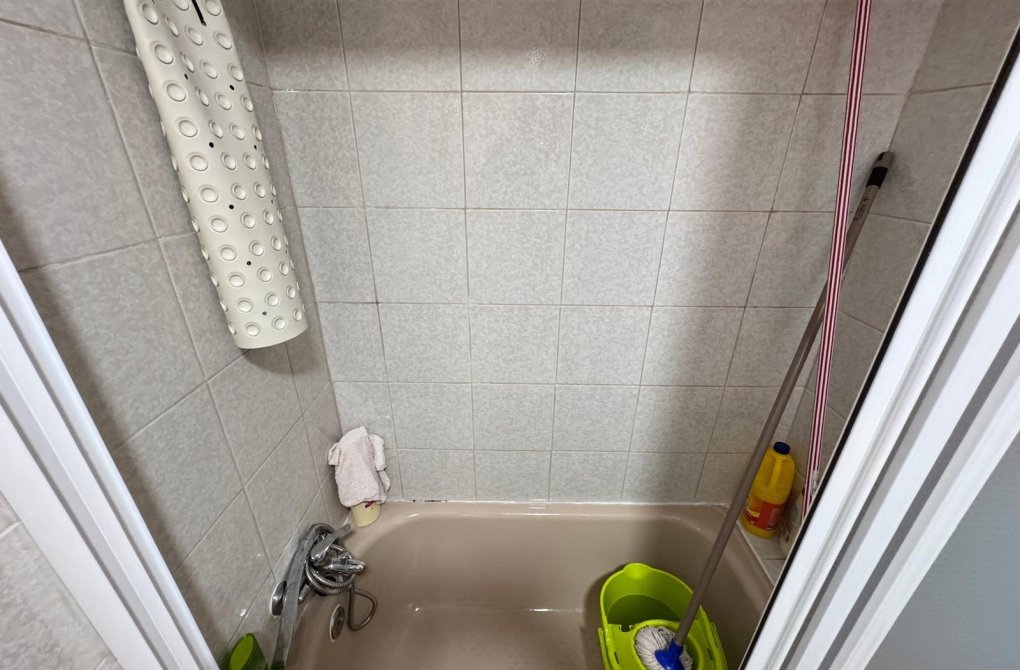 Resale - Studio - Torrevieja - Playa de los locos