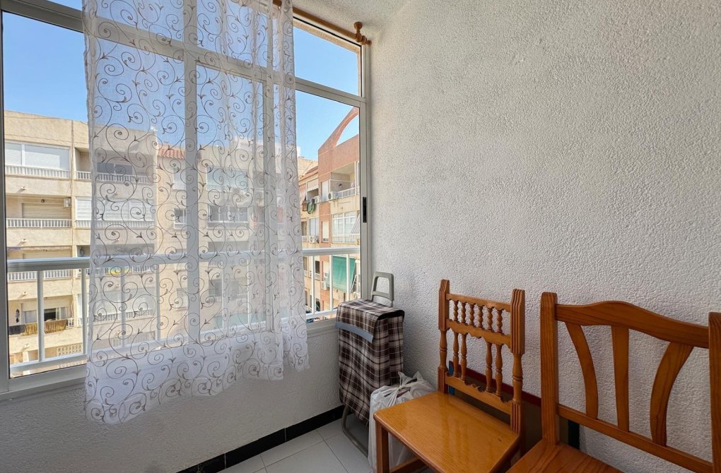 Resale - Studio - Torrevieja - Playa de los locos