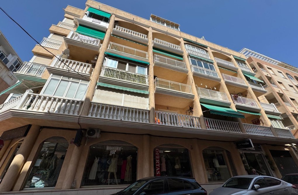 Resale - Studio - Torrevieja - Playa de los locos